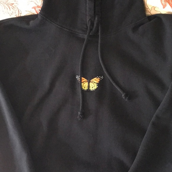 Brandy Melville Black Oversized Butterfly Pullover Hoody Sweatshirt. - Picture 3 of 6